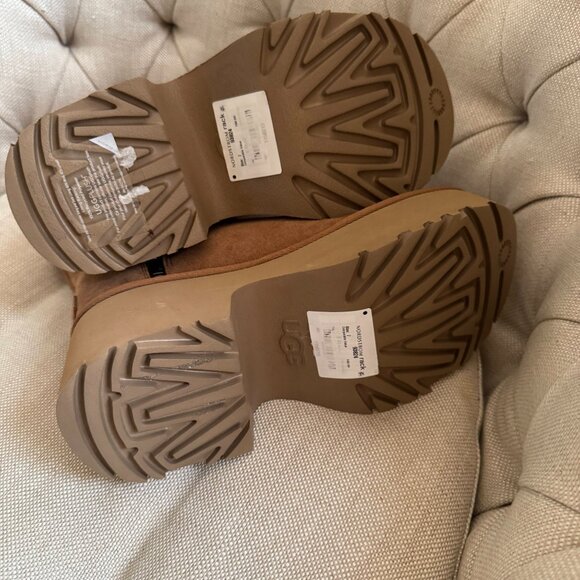 UGG Classic Twin Seam New Heights Platform Boots – Chestnut Suede (Size 7) NWT/N - Picture 11 of 15